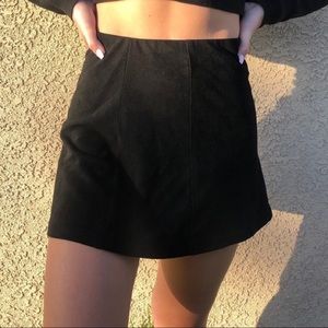 Black velvet skirt🖤